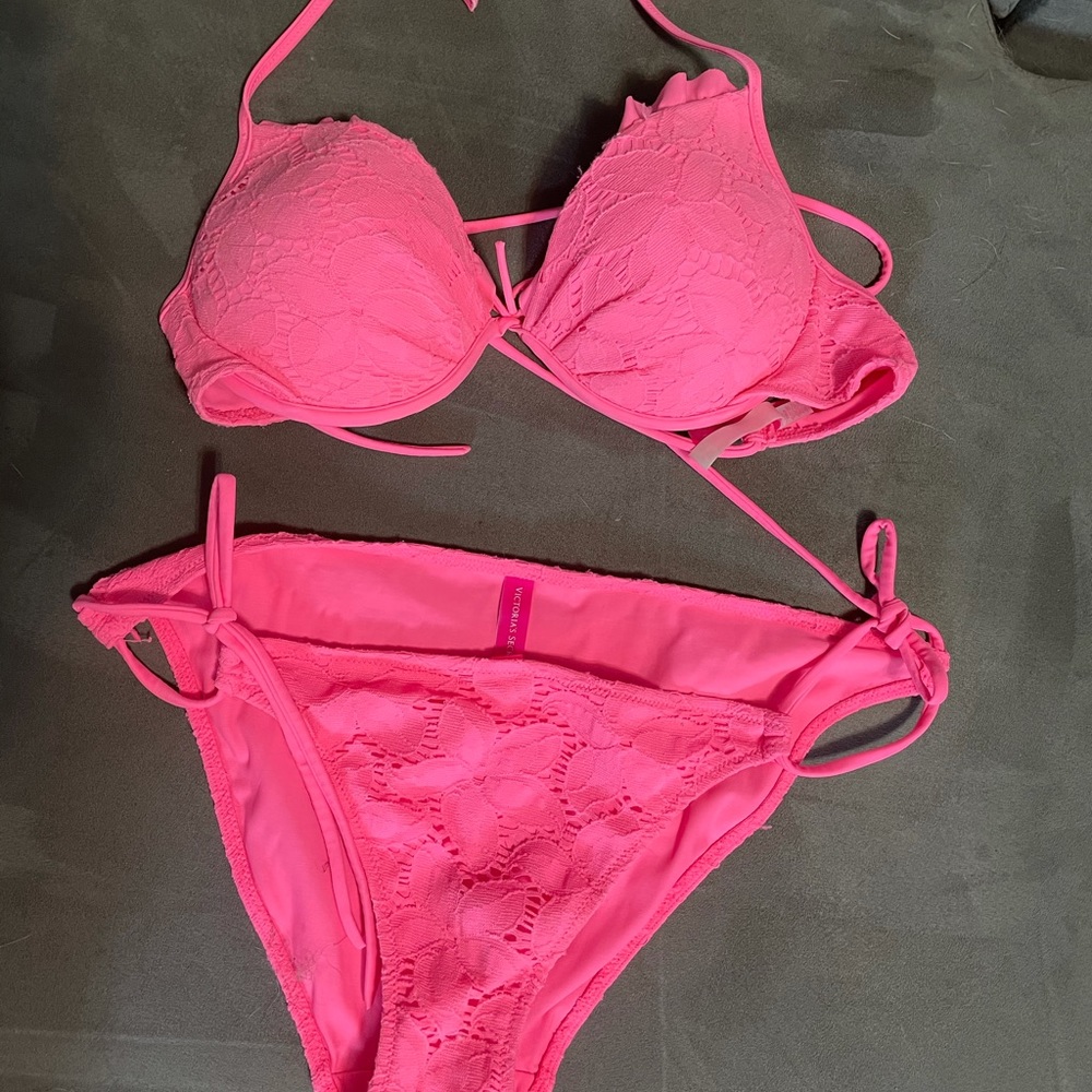 Victoria’s Secret Bikini set